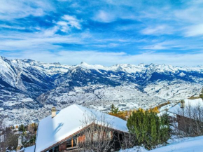 Chalet Cheechako by Interhome